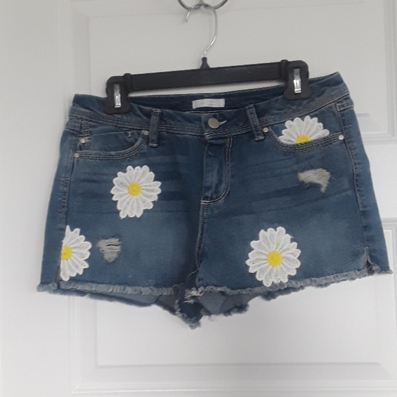 LC Lauren Conrad Pants - Lauren conrad shorts